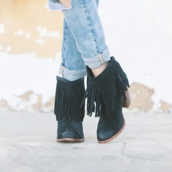 Bohemian Frye Ilana Fringe Short Cute Ankle Bootie - Picture 14 of 16